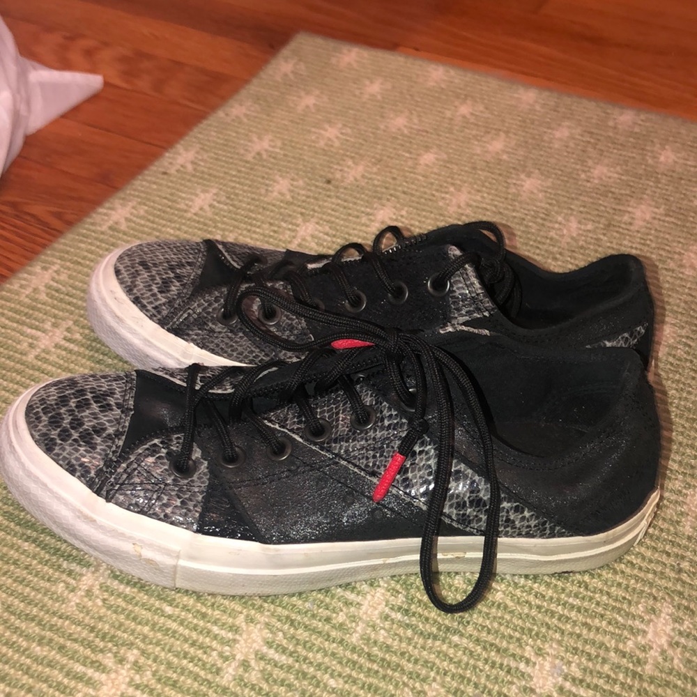 leather converse, snake skin, women size 9